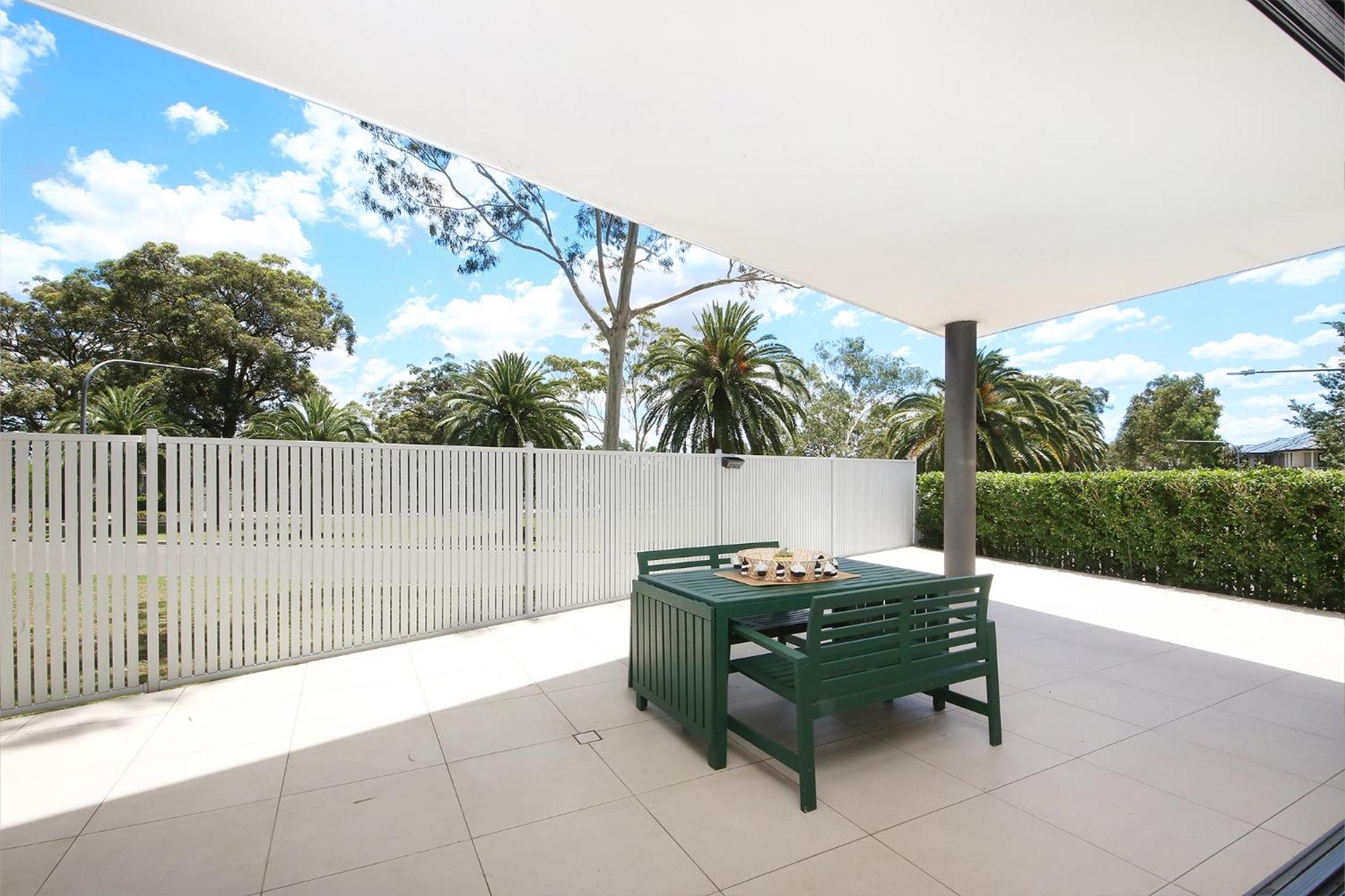 Lidcombe, Super Comfort, Stylish, Large 2bedrooms, 2 Bath, 2 Free Carpark, Parkview, Free Wifi Sydney